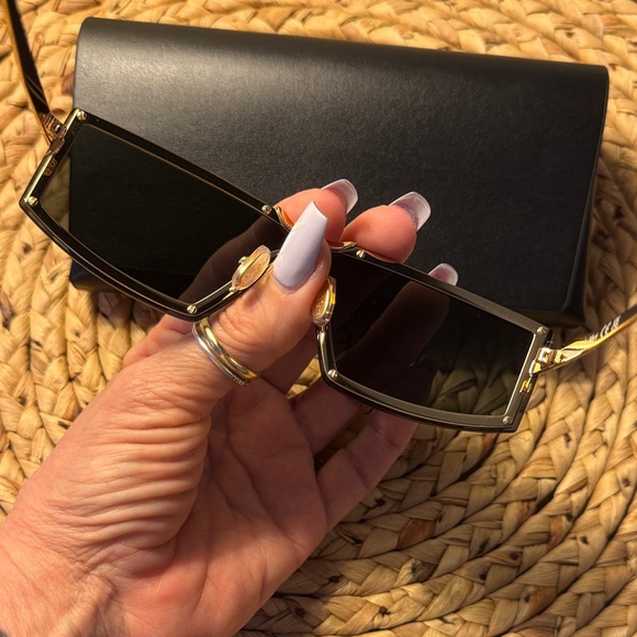 MAX MARA MM0118 Black & Gold Rectangular Sunglasses Shiny Gold and Green - Picture 4 of 8